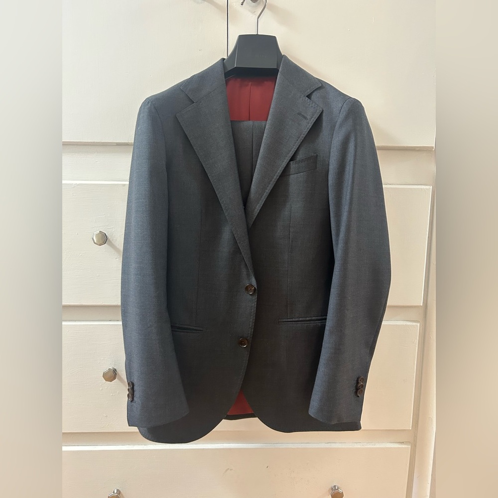 Spier & Mackay Custom Charcoal Grey Neo Cut Suit - Size 34R
Like Suitsupply
